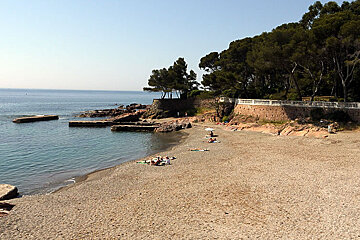 St Raphael