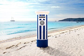 Cap 21 Les Murenes Beach Club, Saint Tropez beach