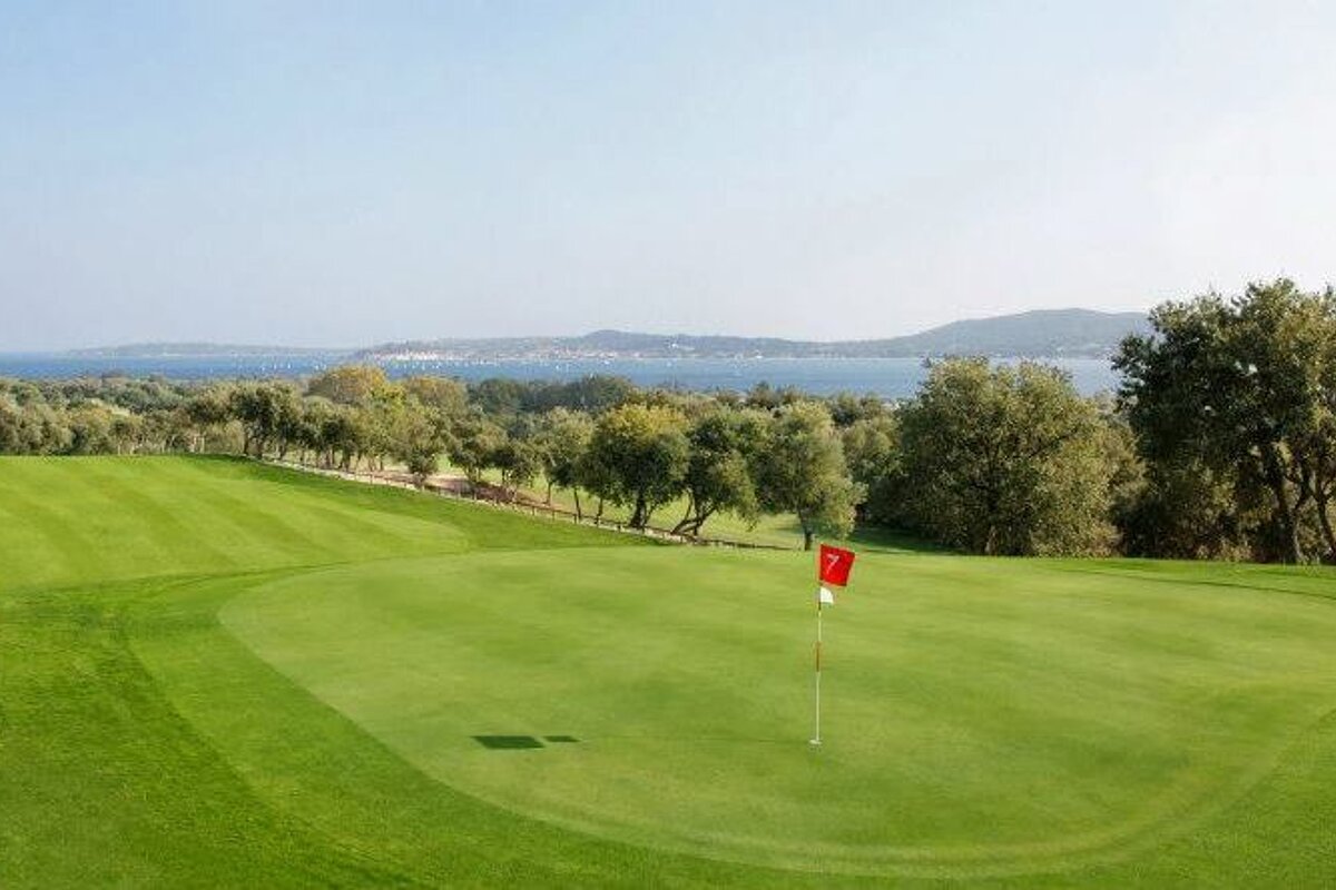Beauvallon Golf Course, Grimaud green
