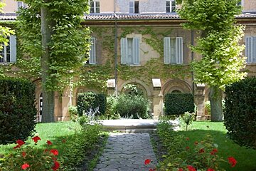 Major museum development for Aix-en-Provence, Aix-en-Provence