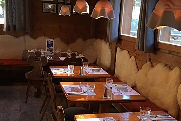 Chalet de la Roche Restaurant, La Plagne Villages interior