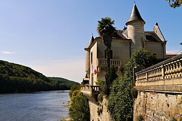 the castle of the bastide, lalinde