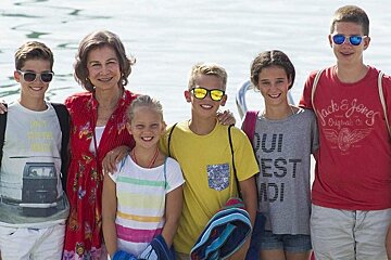Royals make a splash in Mallorca