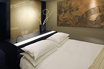 Straf Hotel, Milan double bedroom