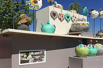 provence pottery market