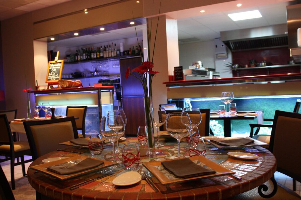 L'Amiral, Juan les Pins interior