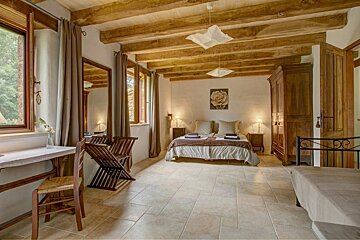 Lou Calvel Villa, Cazals