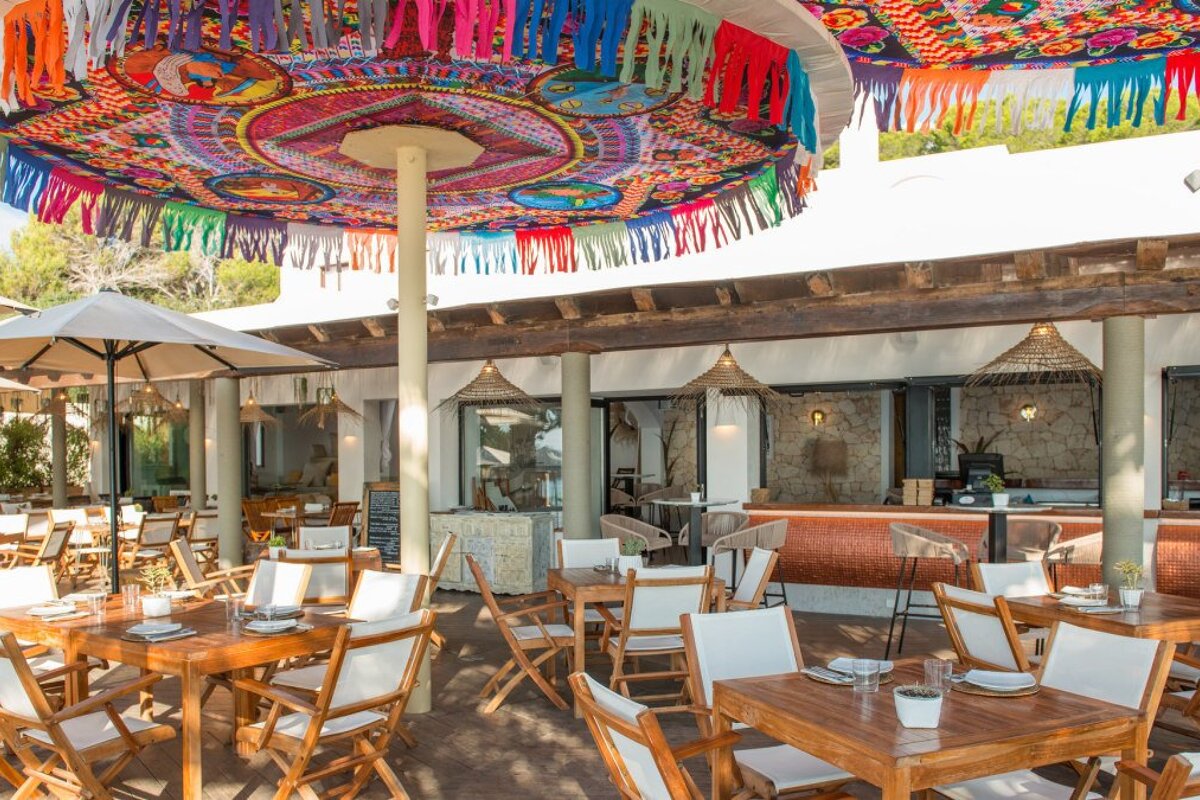 Aiyanna Beach Club, Cala Nova restaurant