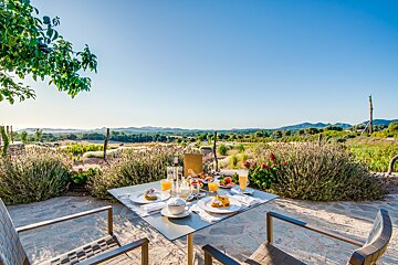 Carrossa Hotel Spa Villas, Arta