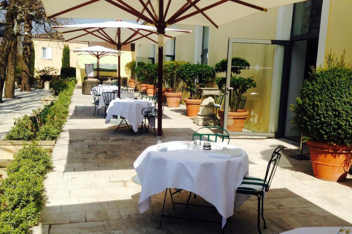 Hotel Le Saint-James Relais & Chateaux, Bordeaux Area terrace