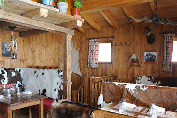 L'Oeil de Boeuf Restaurant, Courchevel Village interior
