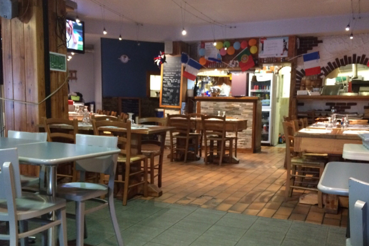 La Piscine Restaurant, Val Thorens interior