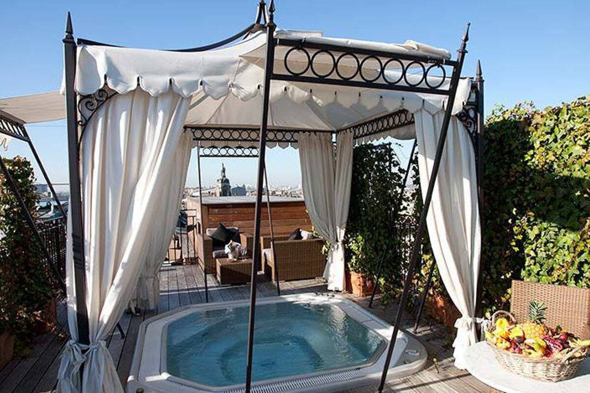 Les Bains de Lea Spa, Bordeaux - Centre jacuzzi