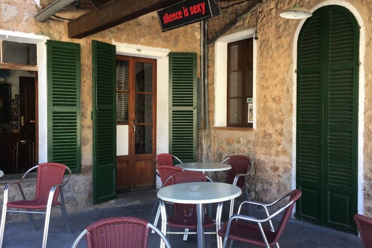 Sa Fonda Bar, Deia terrace