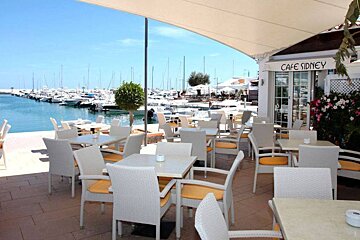 Cafe Sidney Restaurant, Santa Eulalia restaurant terrasse