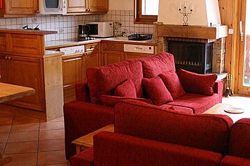 Jardin D'Hiver C14 Apartment, Meribel living-room