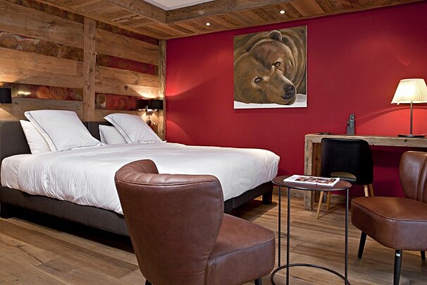 La Tapiaz Chalet-hotel, Les Gets double bedroom