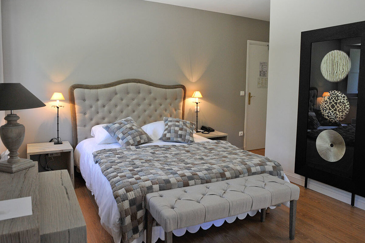 Le Moulin de Vigonac Hotel, Brantome double bedroom