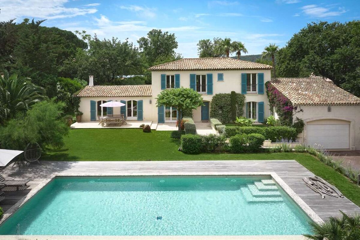 Savills Estate Agent, Saint-Tropez