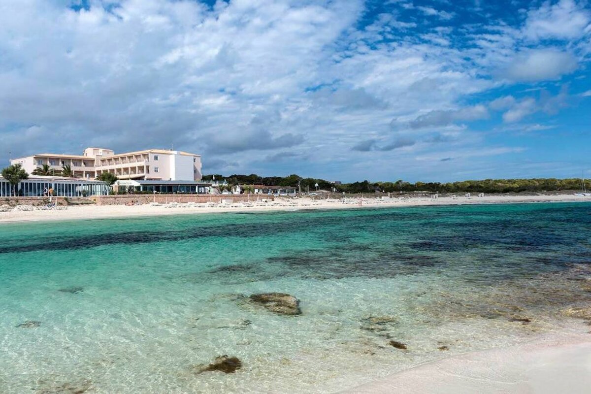 Tahiti Hotel, Formentera exterior
