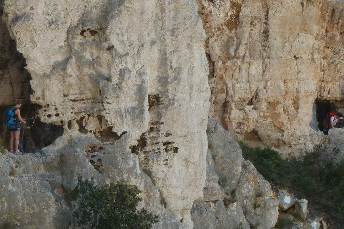 a traverse in Provence