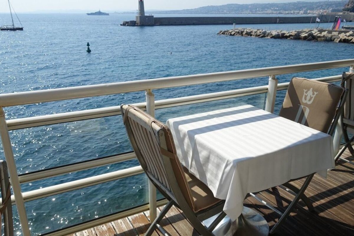 La Reserve Restaurant, Nice restaurant terrasse