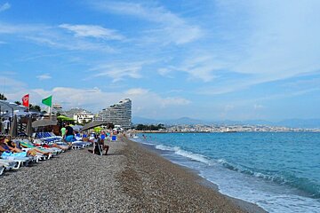 Plage de la Pierre au Tambour Beach, Villeneuve Loubet