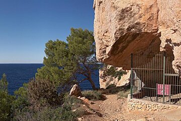 Ses Fontanelles Cave Paintings, San Antonio