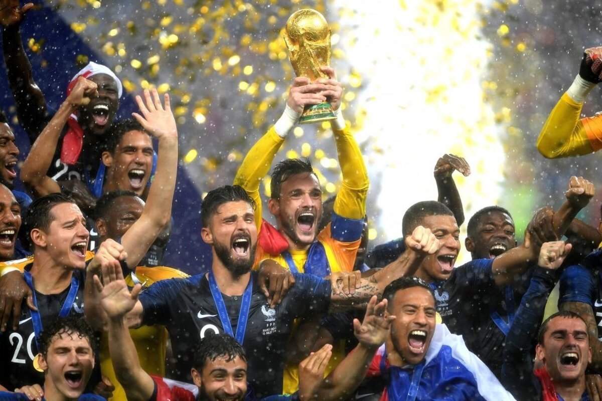 World Cup winner Hugo Lloris celebrates in Nice