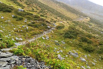 Autumn Hiking & the First Snow of the Season!