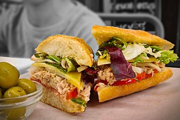 Bistro Mercat Restaurant,