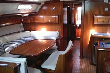 Bavaria 49 15m Sailing Yacht, Palma Centre & Marina saloon