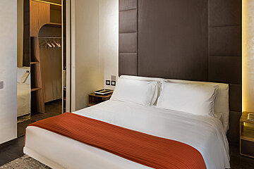 Duomo Hotel, Milan double bedroom