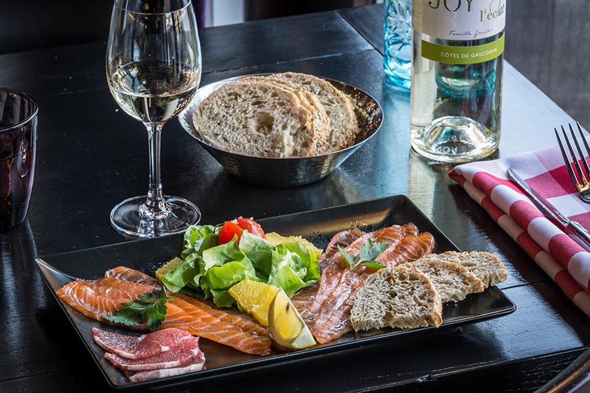 Pointe Isabelle Bar & Bistro Restaurant, Chamonix - Centre starter