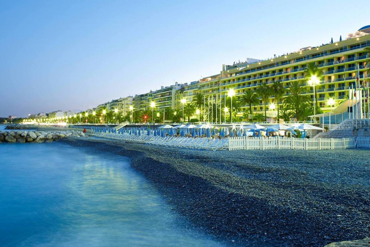 Radisson Blu Hotel, Nice exterior