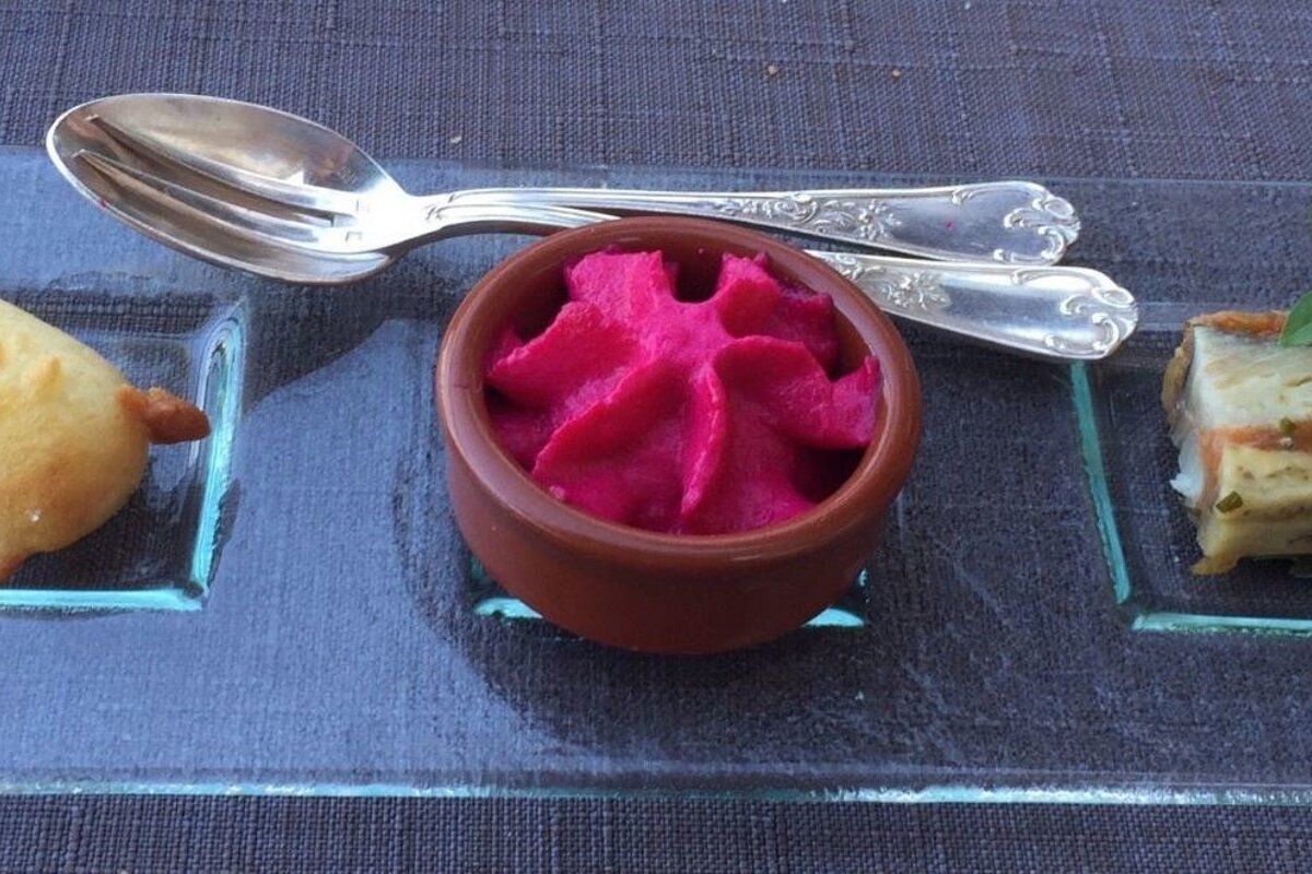 Gajulea Restaurant, Le Barroux style of cuisine