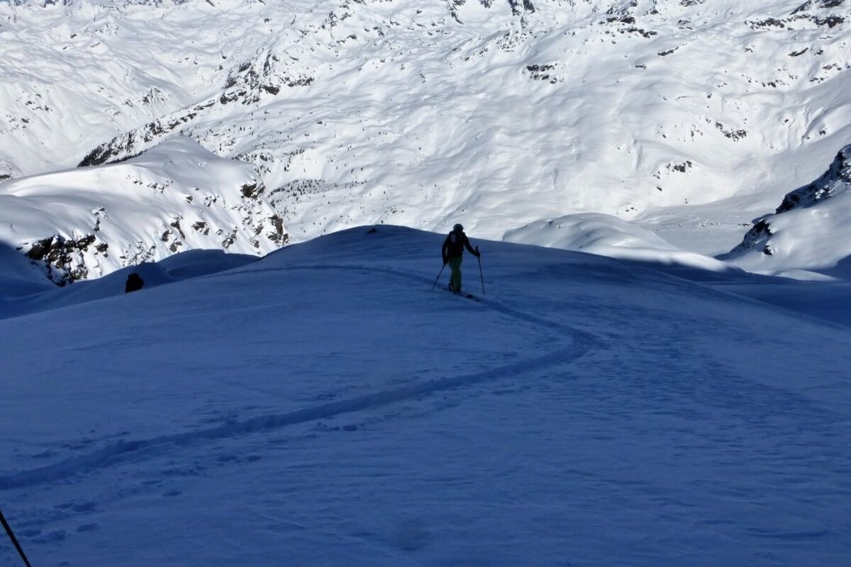 Warm weather and spring snow in Val d'Isere