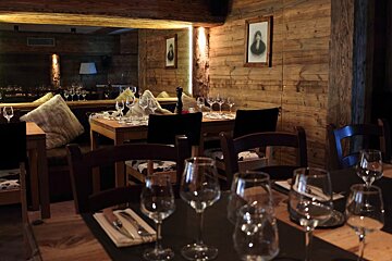 Chez Constant Restaurant, Chamonix - Centre interior