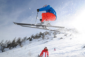 ESF - Ski & Snowboard School, Meribel