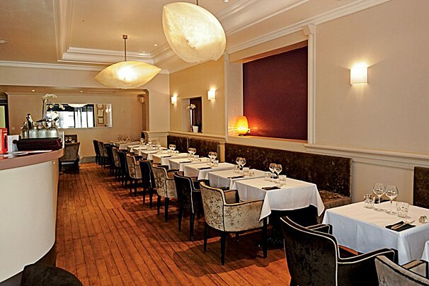 Le Crillon Restaurant, Avignon interior