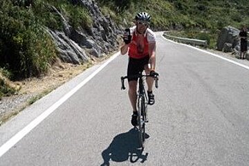 Road biking in Campanet