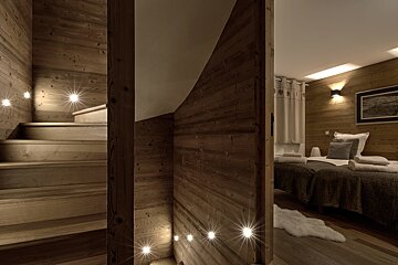 Victoire Chalet, Meribel Village hallway