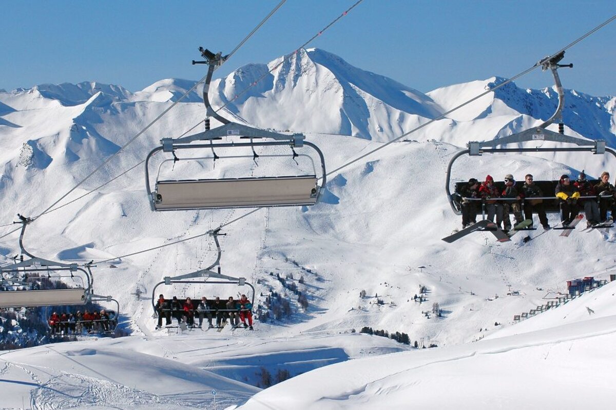 ski lifts in la plagne