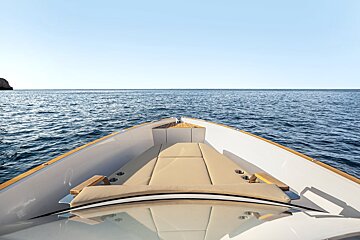 The front of a boat floating in the ocean