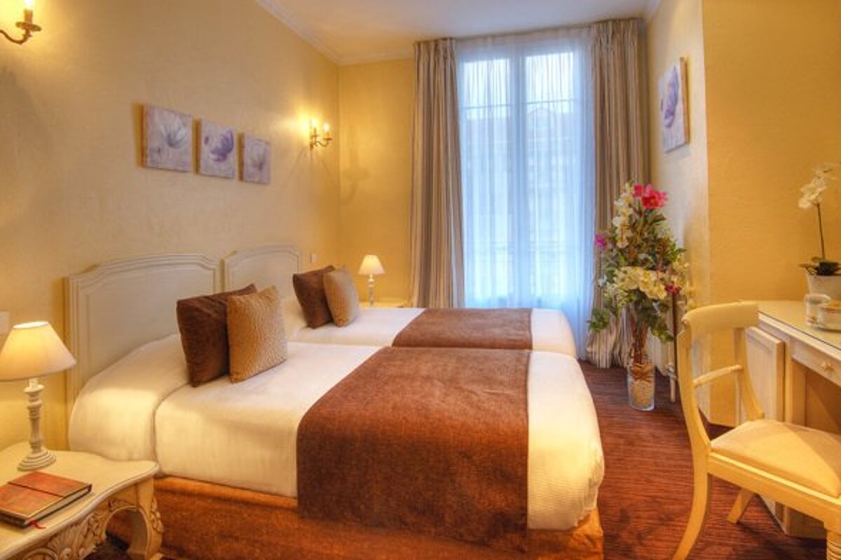 Vendome Hotel, Nice twin bedroom