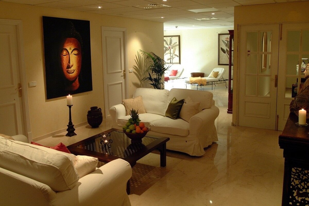 Nirvana Spa, Illetas reception