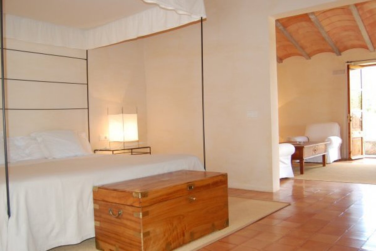 a picture of a hotel suite at Son Bernadinet Hotel, Porreres