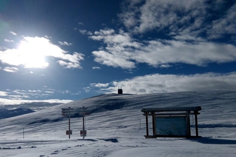 Sunshine and snow after a rainy spell
