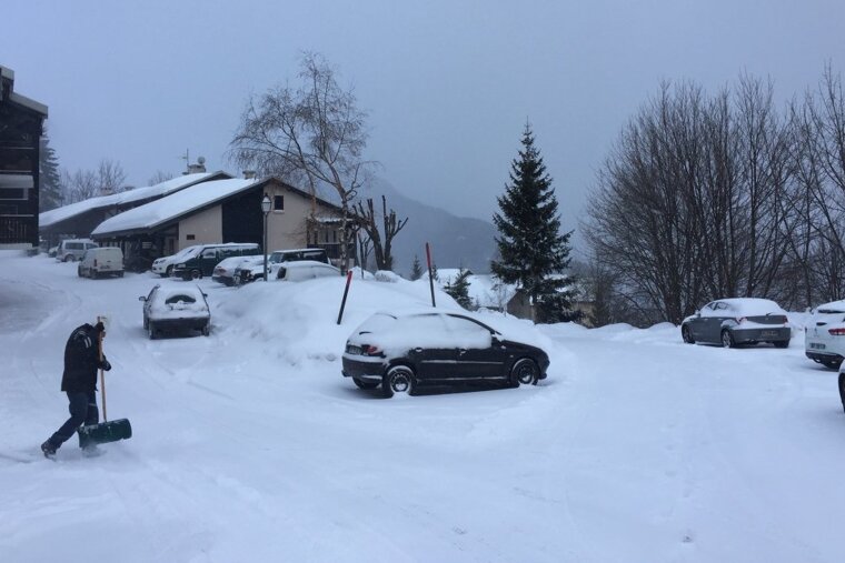 Sunshine and snow after a rainy spell