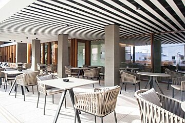 Talamanca Hotel, Talamanca terrace